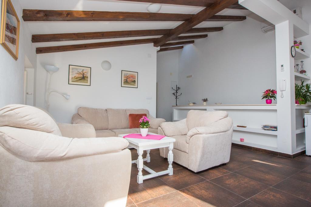 Relaxing Apartment Paulina With Balcony Dubrovnik Rom bilde